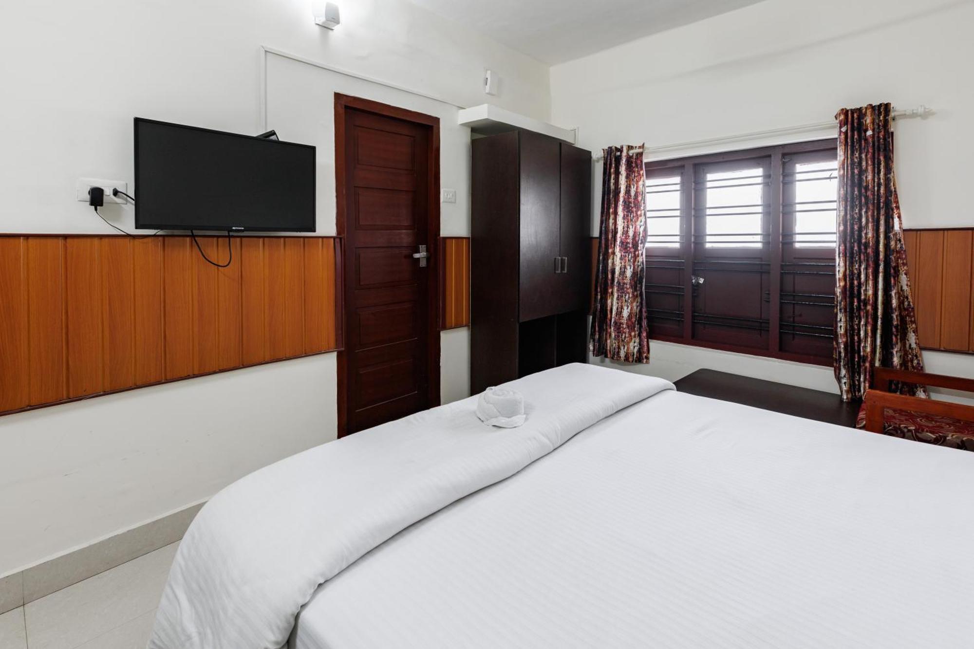 Paulson Park Hotel Kochi Exteriör bild