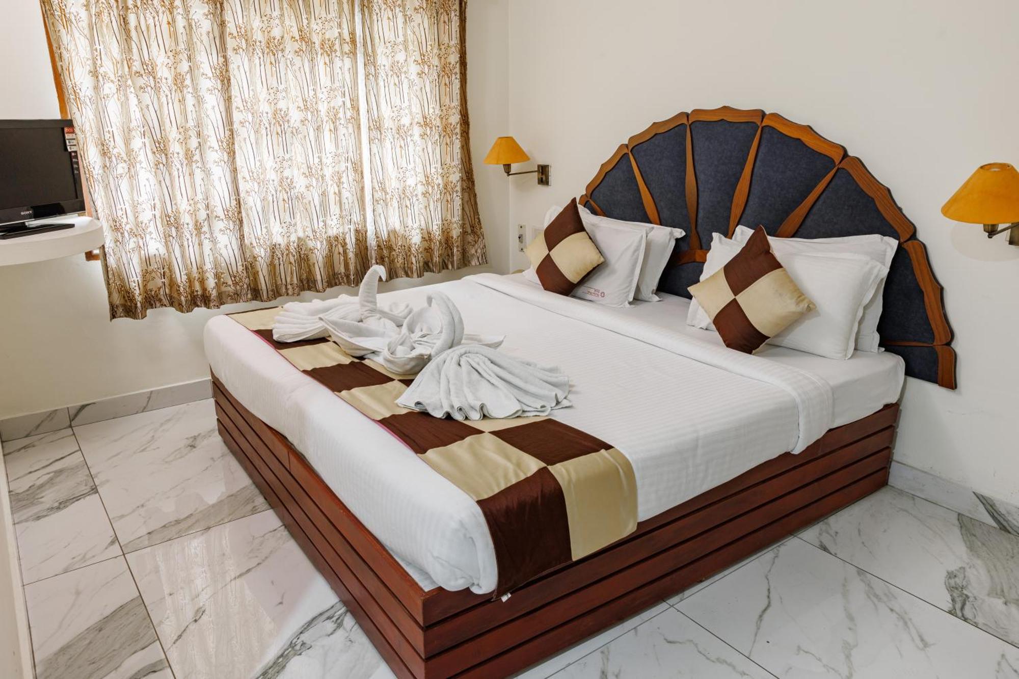 Paulson Park Hotel Kochi Exteriör bild